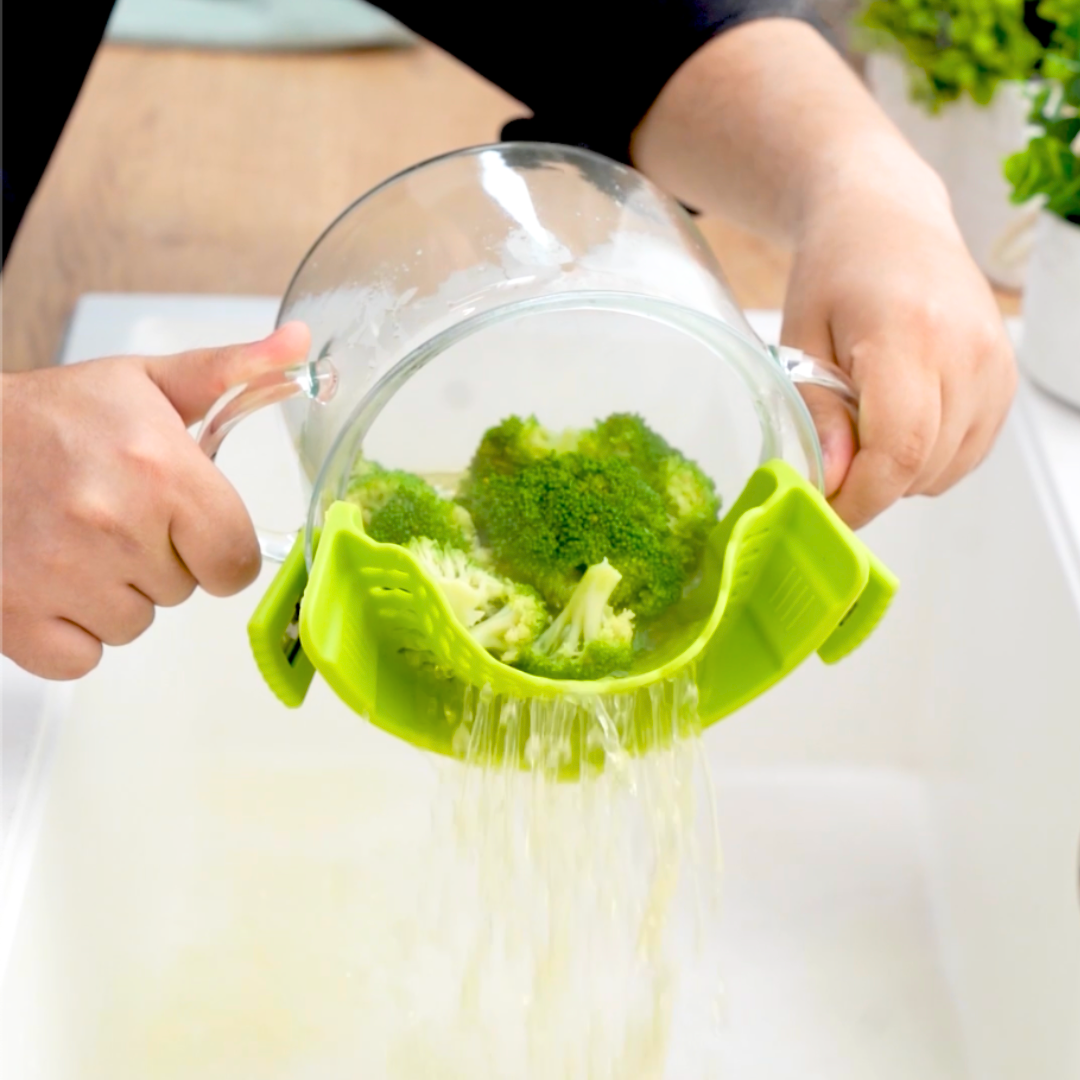 Clip-On Pot Strainer – No More Messy Draining!