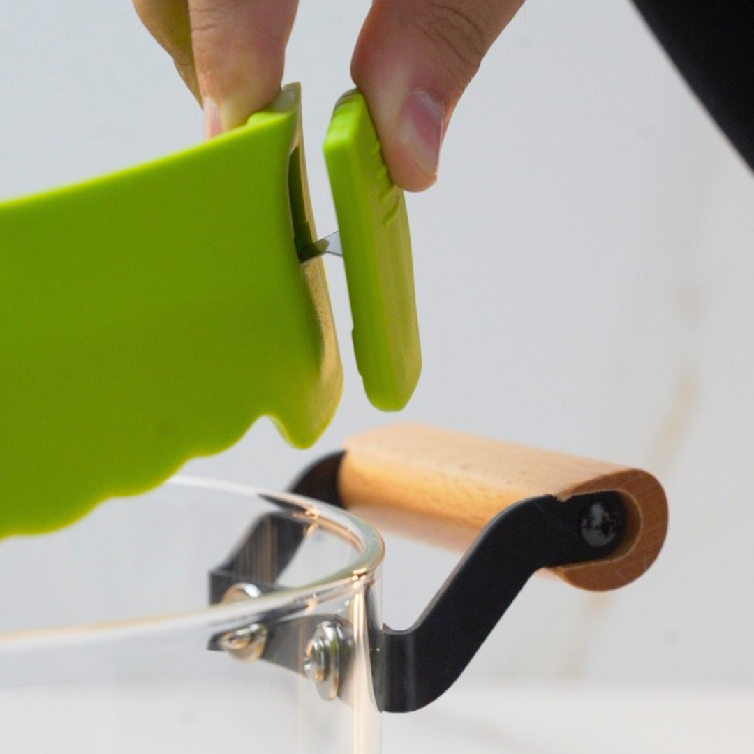 Clip-On Pot Strainer – No More Messy Draining!