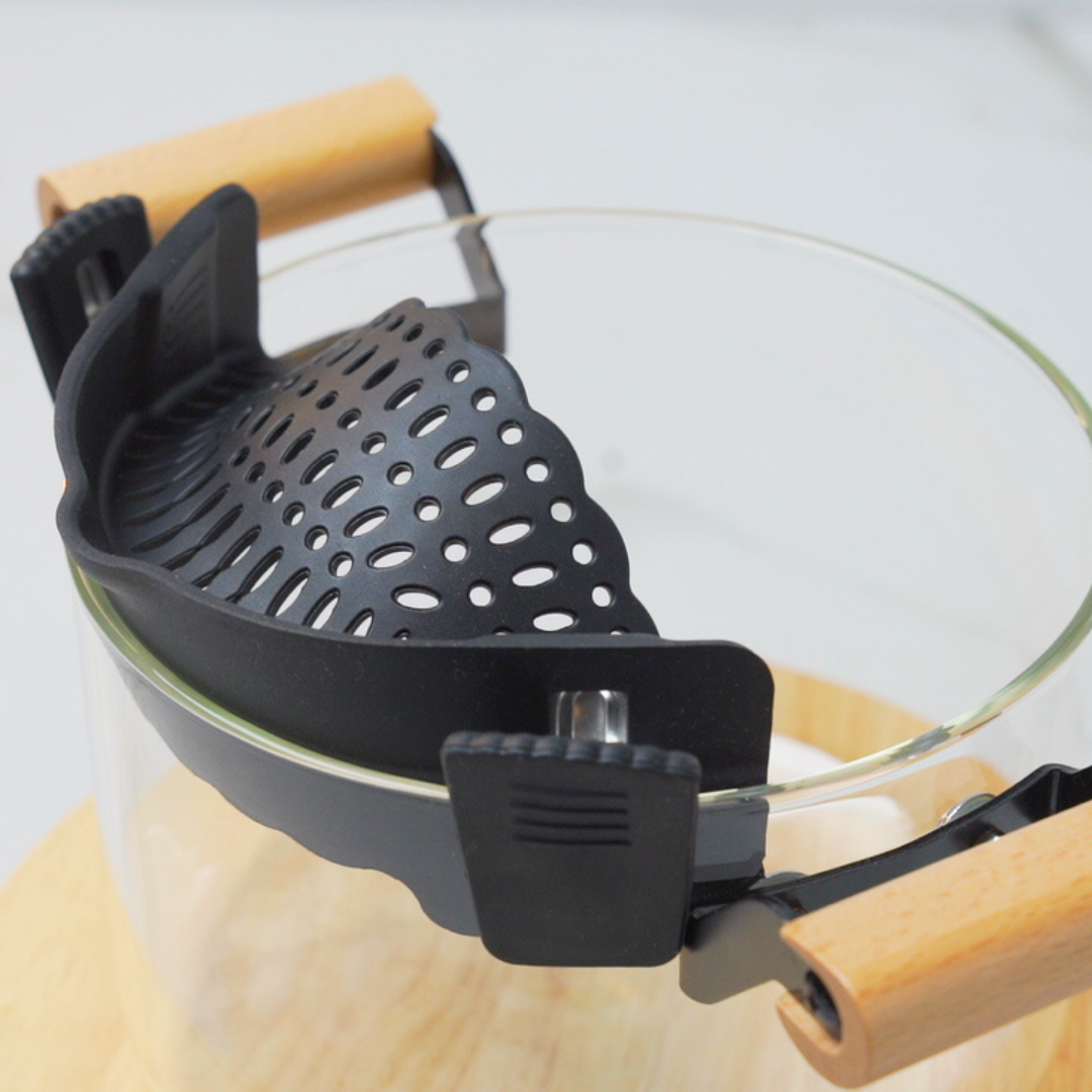 Clip-On Pot Strainer – No More Messy Draining!